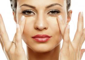 Secretele frumusetii: Fondul de ten cu SPF!