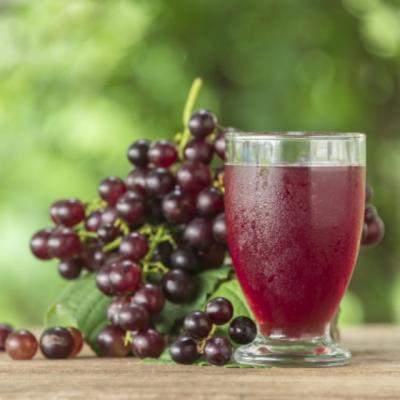 E timpul pentru elixirul tineretii! Iata cum iti imbunatatesti viata cu suc de struguri