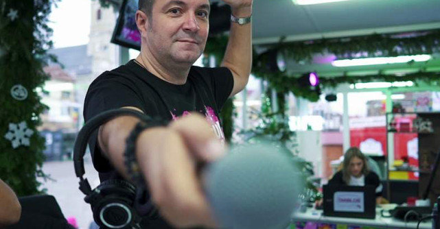 Daniel Buzdugan, Radio ZU: Dragilor, Dumnezeu ne-a dat o lecție, oamenii trebuiesc iubiți și lucrurile folosite!