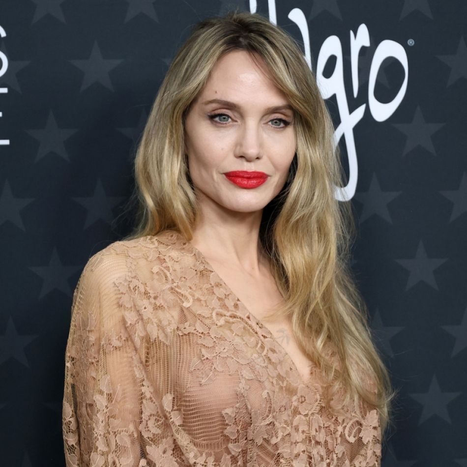 Angelina Jolie, declarații rare despre viața personală.Actrița recunoaște că nu a mai avut o relație de la divorțul de Brad Pitt