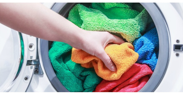 Cum inlaturi mirosul neplacut din prosoape?