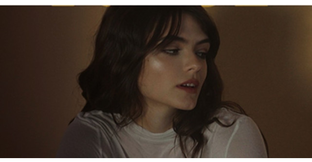 Sabrina Stoica lansează balada de dragoste, Totul - o reflectie a iubirii eterne