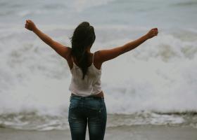 Cum să te relaxezi în vacanță - idei de activități care te deconectează cu adevărat