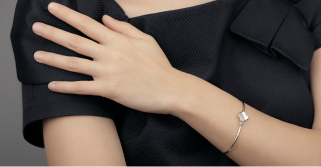 4 bratari care sa ne accesorizeze frumos tinuta office