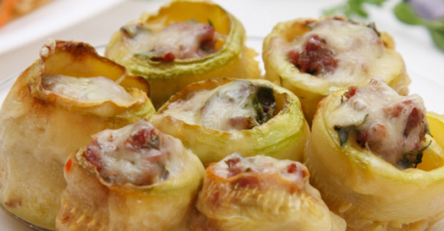 Reteta de vara: Zucchini umpluti
