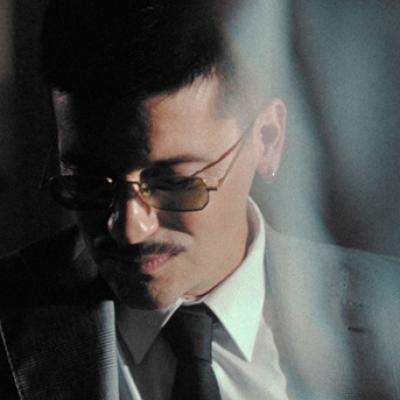 Andrei Ursu lansează Ador – despre inimi fără frici