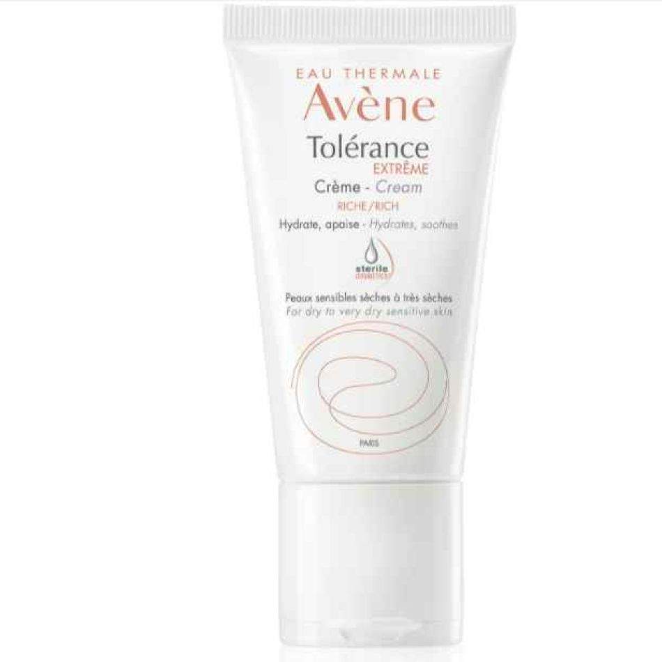 Tendințele anului 2024 în machiaj: 20 de produse care nu trebuie să-ți lipsească 