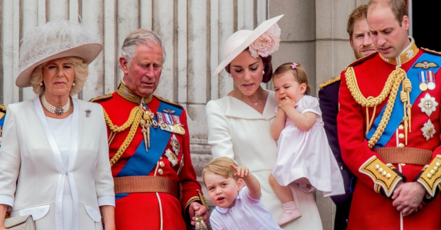 Familia Regală, unită la Balmoral înaintea reîntoarcerii lui Harry și Meghan în Marea Britanie