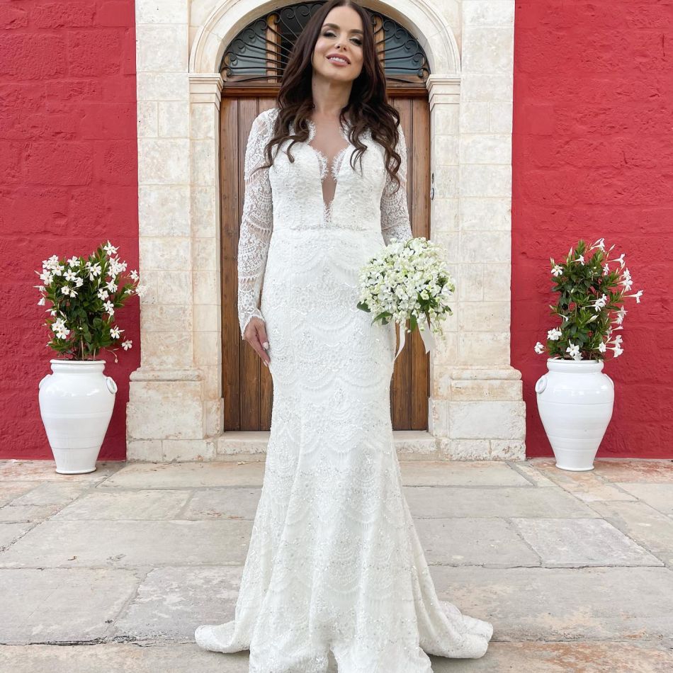 Cătălina Grama și Paul Ipate s-au căsătorit civil, în Italia. Imagini de la nunta celor doi