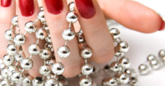 Unghii: tendinte, modele si Chanel