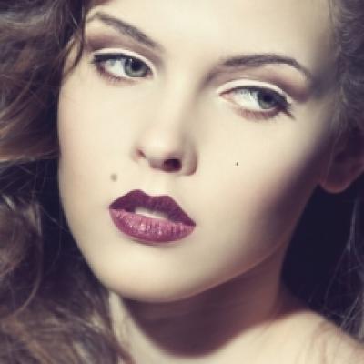 4 machiaje romantice de incercat la prima intalnire