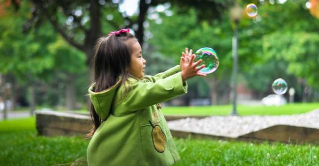 10 idei de activități în natură pentru copii