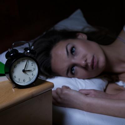Cum poti scapa de insomnie? Cauze, simptome si tratarea acestei tulburari