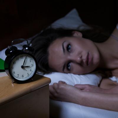 Cum poti scapa de insomnie? Cauze, simptome si tratarea acestei tulburari