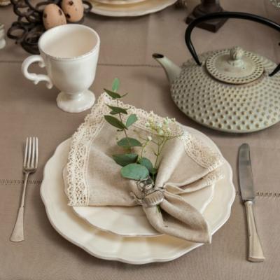 Chic Ville lanseaza Royal - colectia exclusivista de ceramica pentru arta mesei si seturi de ceai