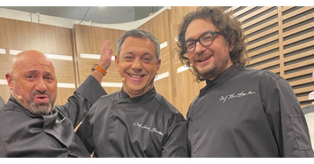 Surpriză emoționantă la MasterChef: Cerere în căsătorie în fața celor trei chefi!