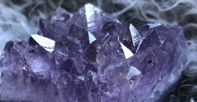 Cele mai puternice pietre si cristale cu efecte vindecatoare