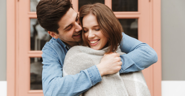 Citate celebre de iubire: Dragostea plutește în aer