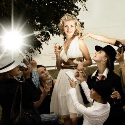 Gwyneth Paltrow, o mamica la costum de tatic