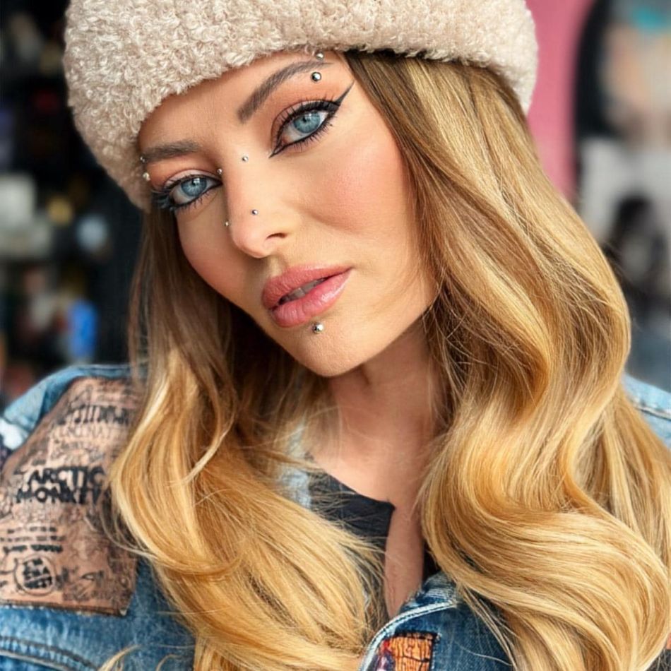 Delia răspunde ferm după afirmațiile lui Călin Georgescu despre rolul femeii în societate: Femeia e doar ca să facă copii?!