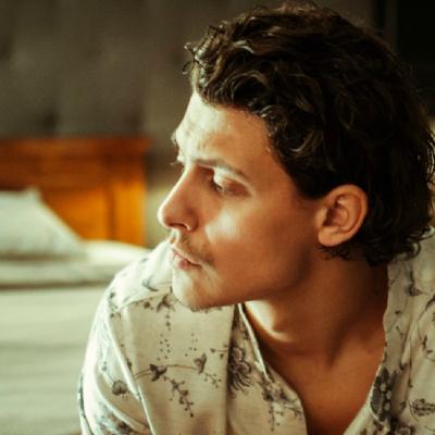 Seredinschi lanseaza Dor sa te,  o piesa despre iubirea fara raspuns