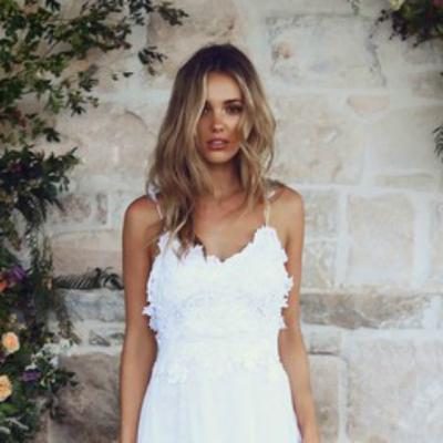 Motivul pentru care 2.5 milioane de femei isi doresc aceasta rochie de mireasa?