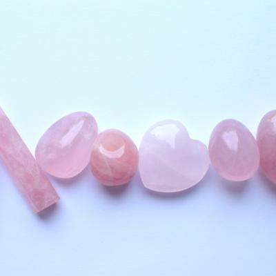 Cristalele care vindecă inima și deschid poarta iubirii divine