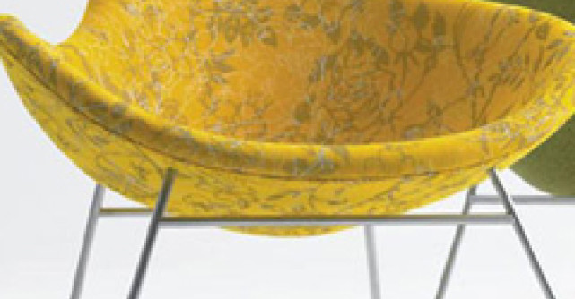 Trend alert: mobilier si accesorii galbene