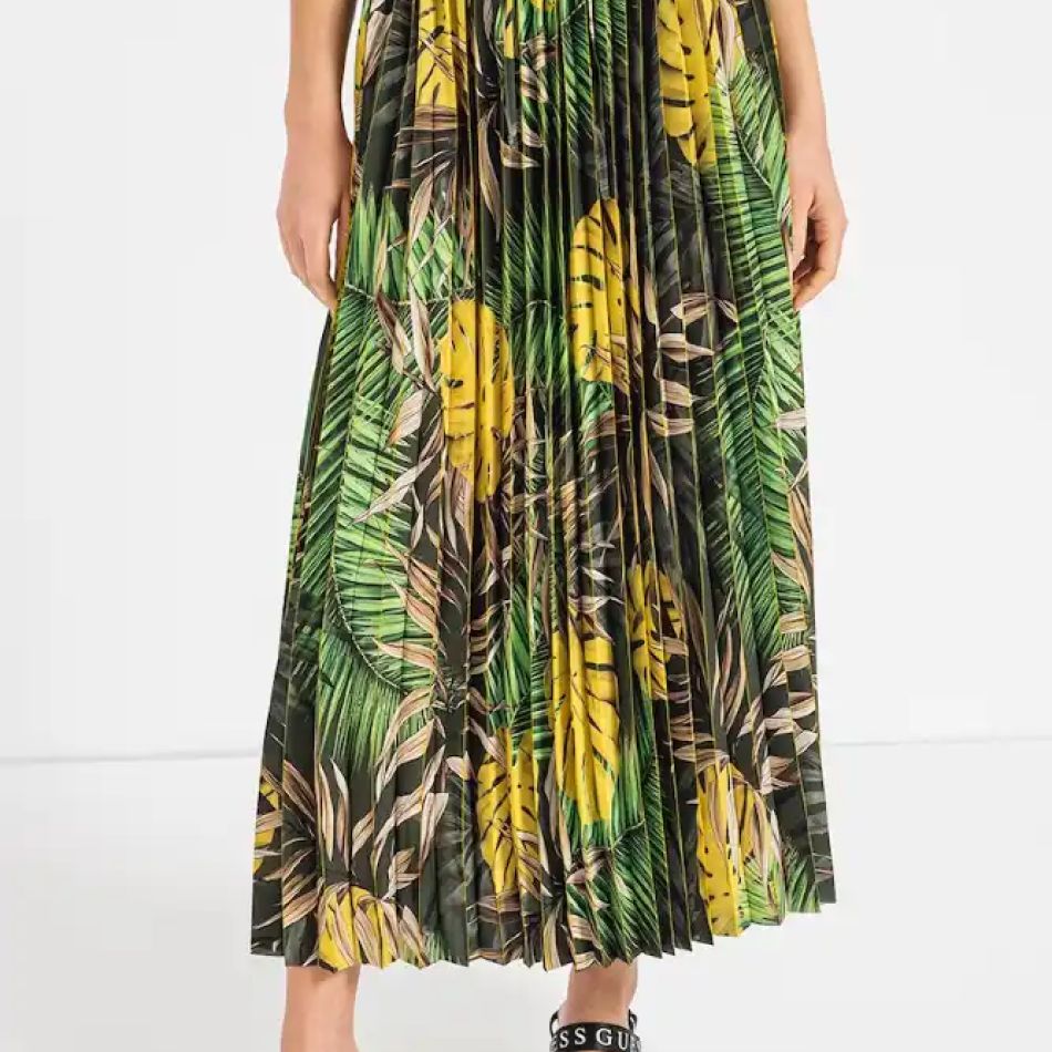 Fustele plisate: 20 de modele minunate pentru orice garderobă