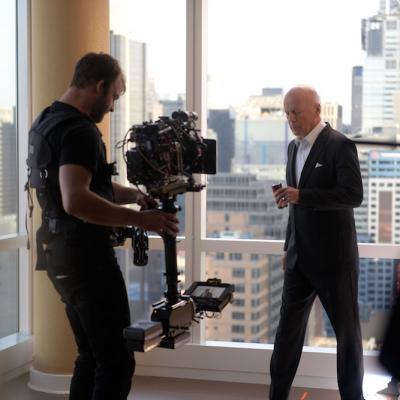 Bruce Willis și Zuleyka Rivera: împreună într-un spot TV