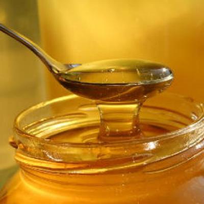 Leacul Ayurvedic minune: mierea cu scortisoara