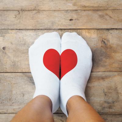 Ce sosete cu model sa porti la incaltamintea din sezonul acesta