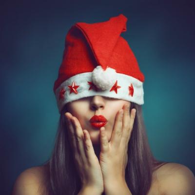 17 Semne care iti dau de gol dependenta pe care o ai pentru Craciun