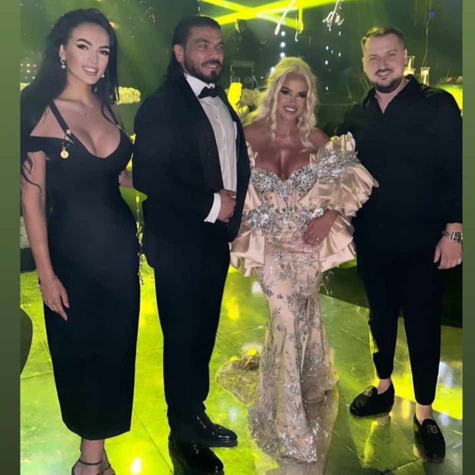 Imagini de la nunta de basm a Andei Adam cu Yosif Mohaci. Cum arată rochia de mireasă care a cântărit 20 de kilograme?