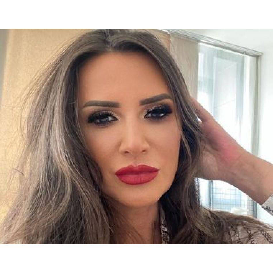 Mara Bănică, regrete după ce și-a pus silicoane. Vedeta a trecut prin clipe de coșmar după ce și-a mărit exagerat sânii