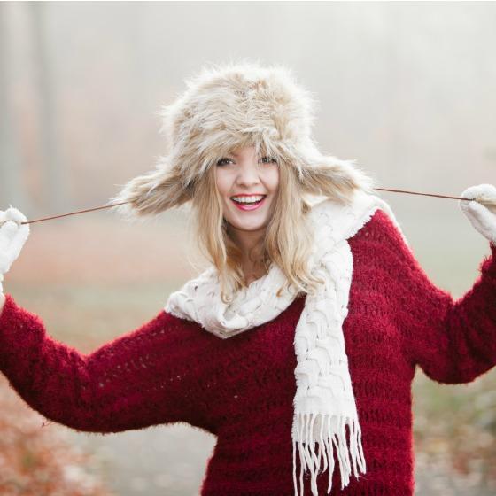 Mănuși, căciuli și fulare la reducere de Black Friday 2018!