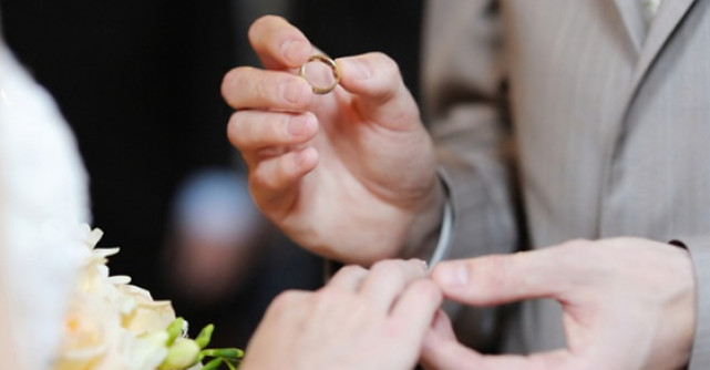 Cum vad barbatii ziua nuntii? 