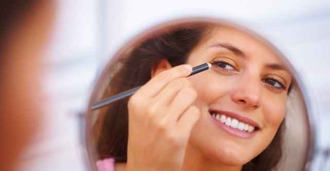 5 trucuri pentru un machiaj ca la salon