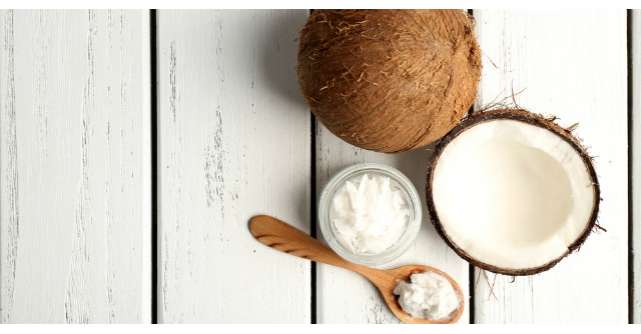 Cum folosesti uleiul de cocos in ritualul de infrumusetare. Utilizari neasteptate!