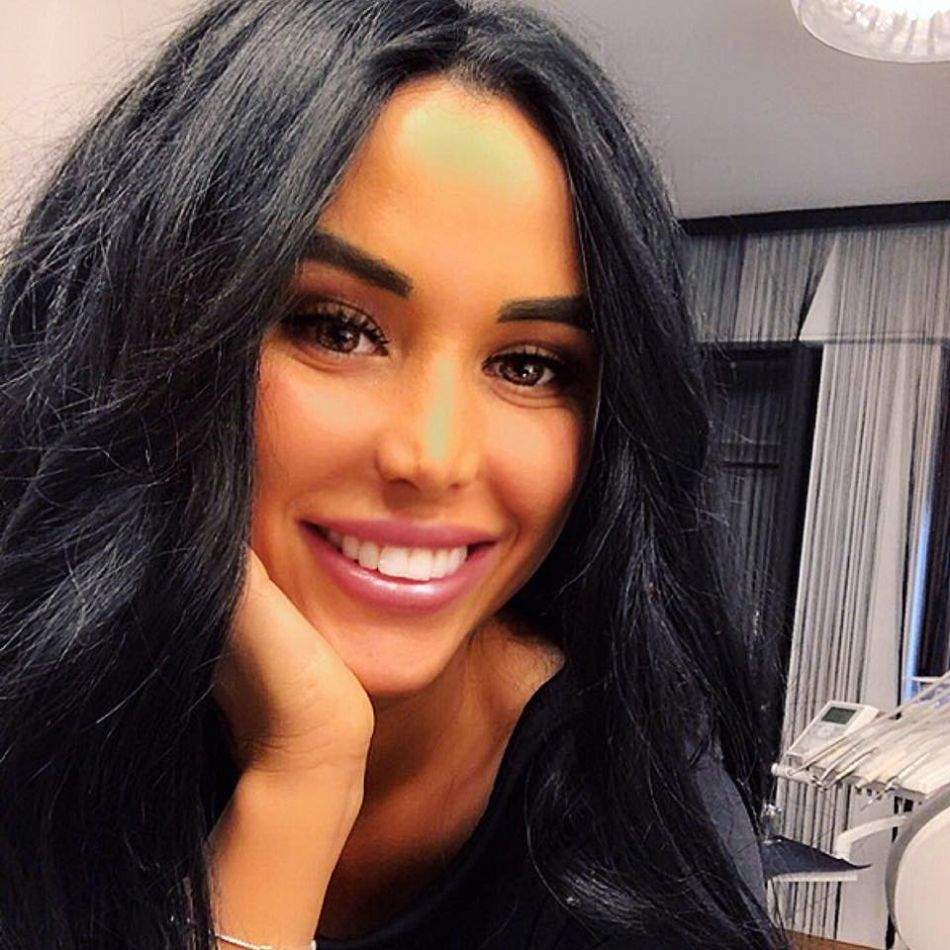 Daniela Crudu a botezat-o pe micuța Daiana. Imagini din ziua cea mare