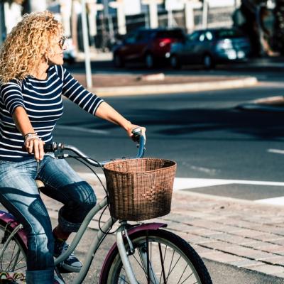 Metode sustenabile și rapide de deplasare în oraș – cum te miști eficient și responsabil