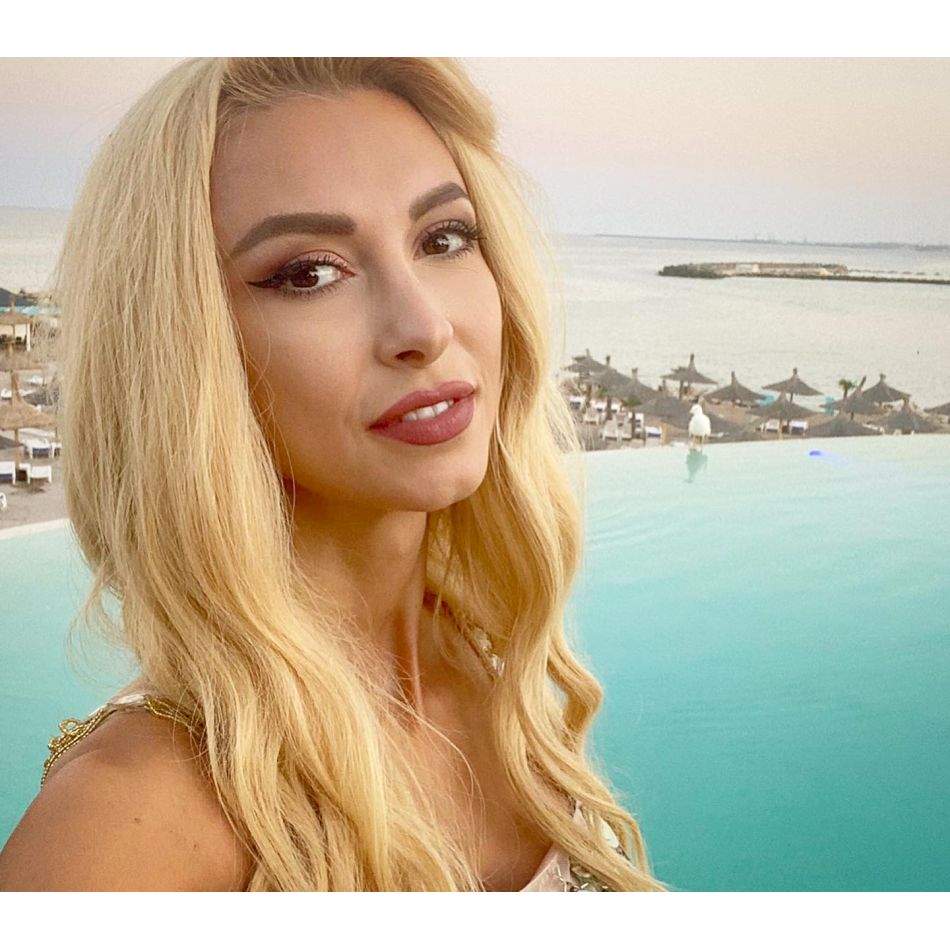 Roast-ul Andreei Bălan la IUmor: replici dure și ironii pentru jurați. Ce i-a adresat lui Cheloo i-a surprins pe telespectatori!