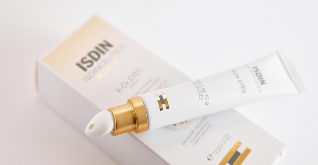 Menține conturul ochilor tonic și luminos!