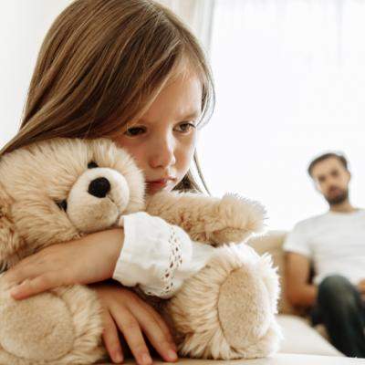 Probleme cu tatăl în copilărie = Probleme de cuplu la maturitate