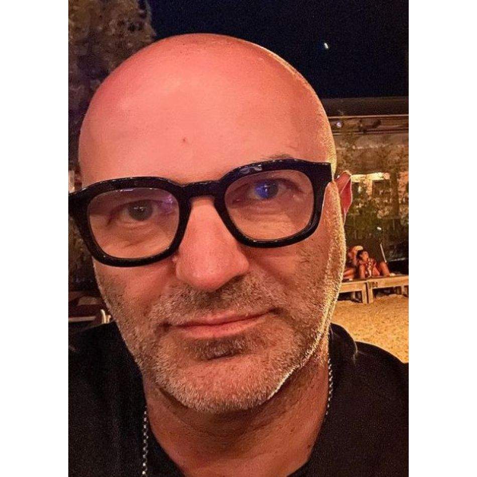 Dan Capatos își face planuri pentru a fugi din țară, în cazul unui război în România