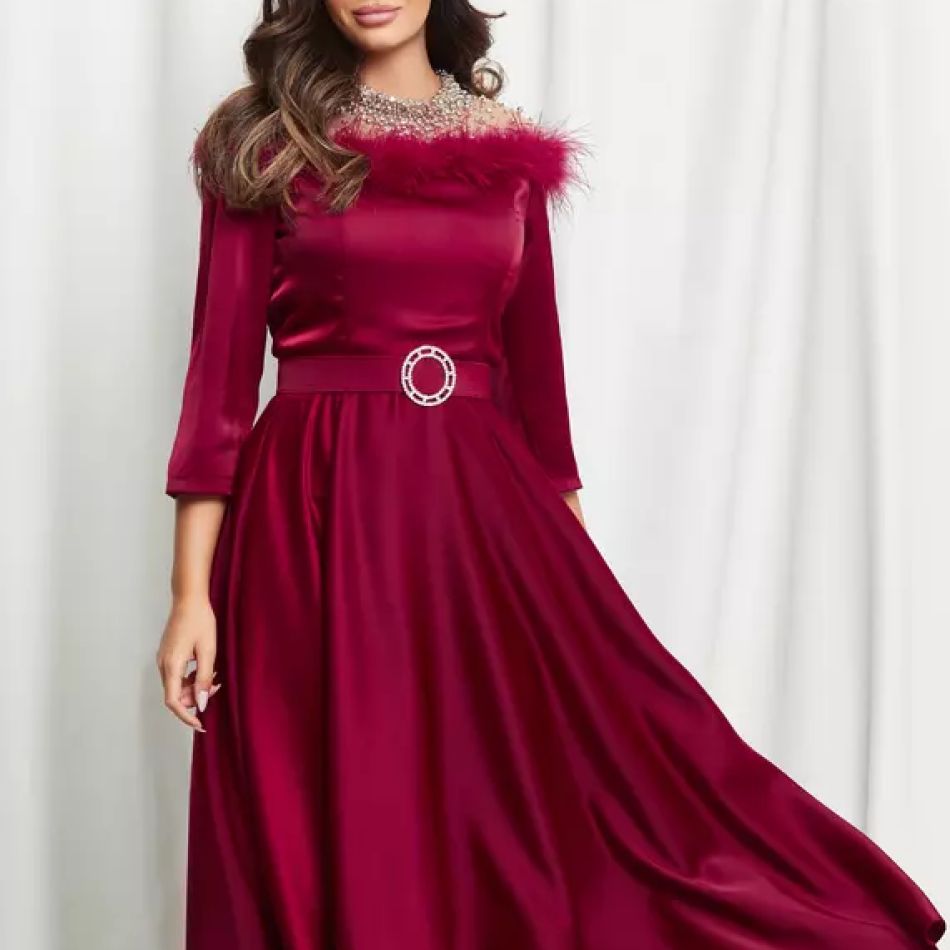 Rochii si salopete de Revelion sub 400 de lei. Ținute spectaculoase pentru noaptea dintre ani