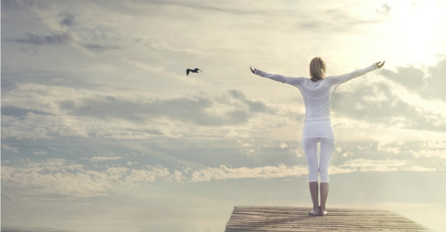 3 exercitii de relaxare prin meditatie. Alege istet!