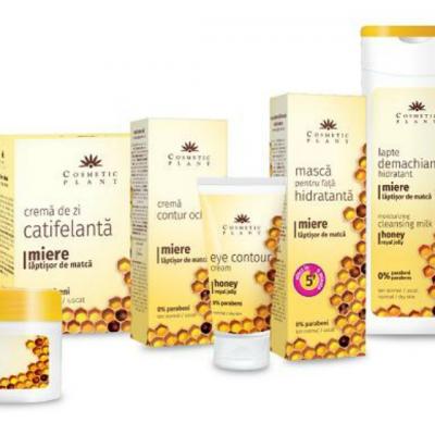 Cosmetic Plant lanseaza o noua gama cu 6 produse ce au la baza miere si laptisor de matca 