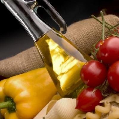 MEGA FUN are doua noi restaurante si un magazin de fashion