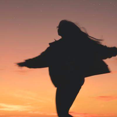 Ziua de mâine nu îi este promisă nimănui, așa că bucură-te pentru clipa de acum!